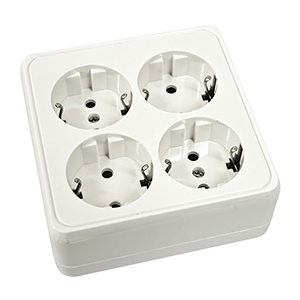 Base cuadrada de 4 tomas Serie 65