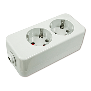 Base de 2 tomas C/T/T 16A