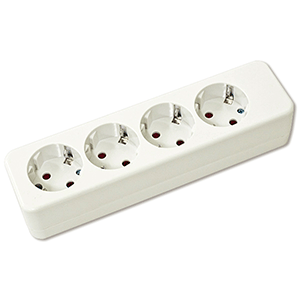 Base de 4 tomas lineal C/T/T 16A