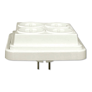 Base de 4 tomas T/T con clavija 16A